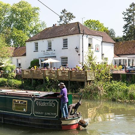 The Dundas Arms Hotel Kintbury Exterior photo