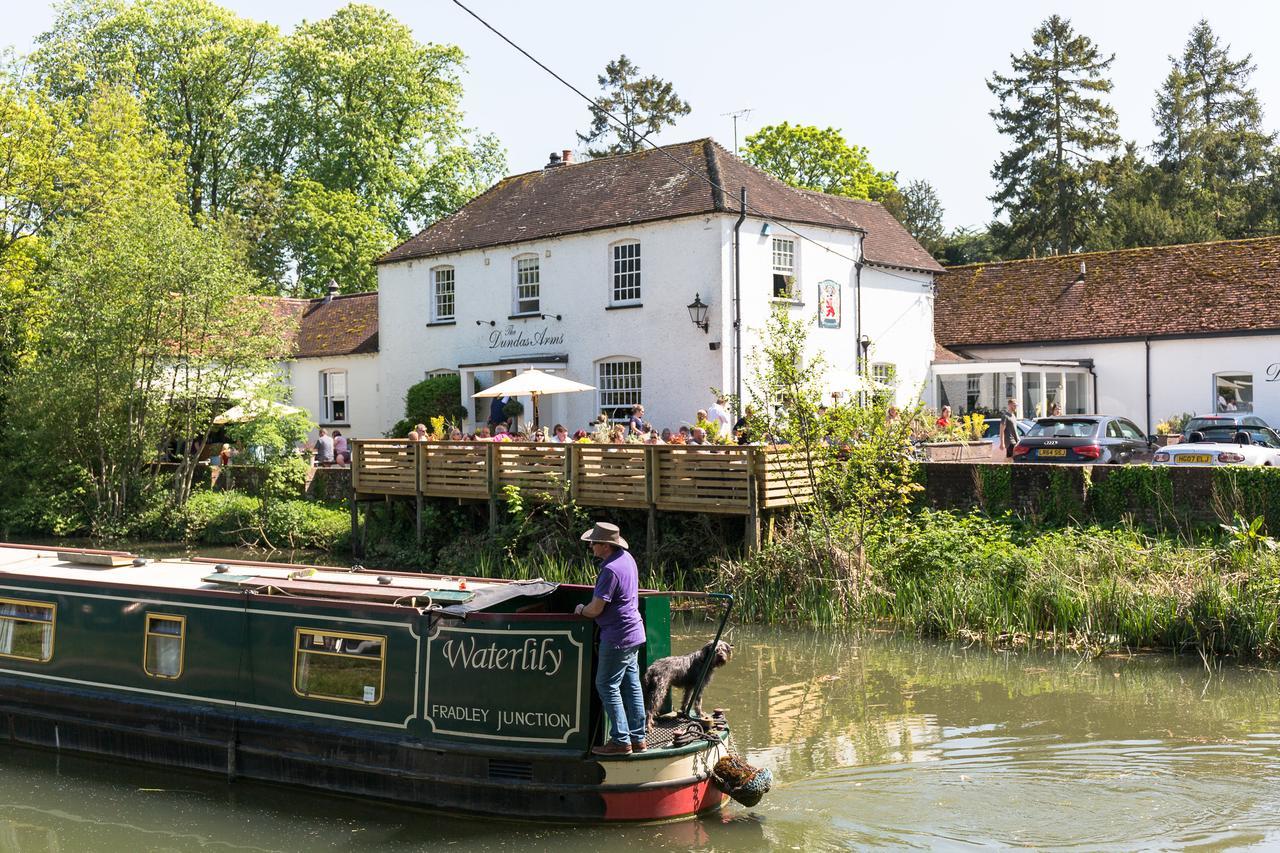 The Dundas Arms Hotel Kintbury Exterior photo