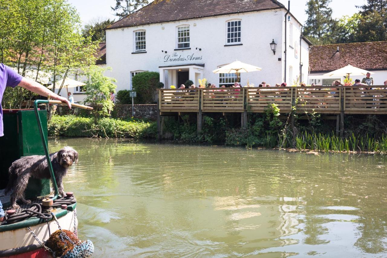 The Dundas Arms Hotel Kintbury Exterior photo